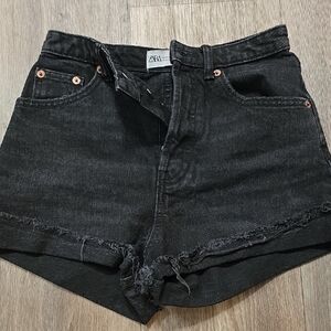 Zara Women's Dark Denim Jean Shorts